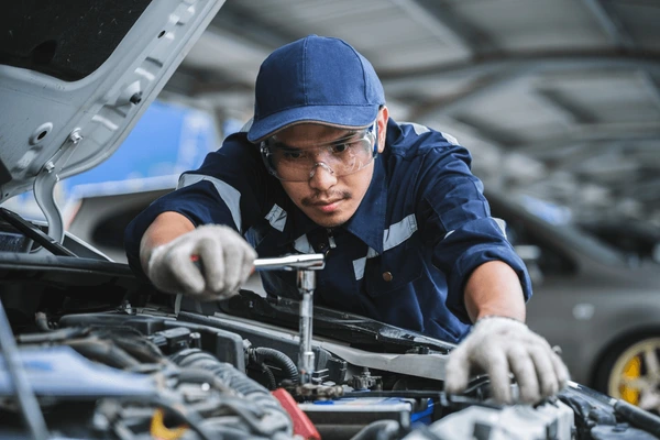 Oceanside Mechanic Shop
