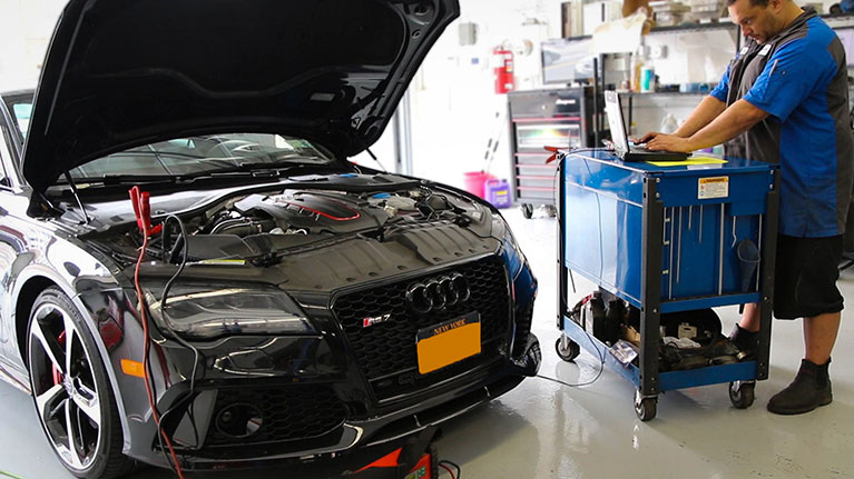 Audi Auto Repair Vista